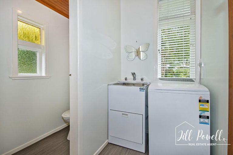 Photo of property in 37 Pahi Road, Paparoa, 0571