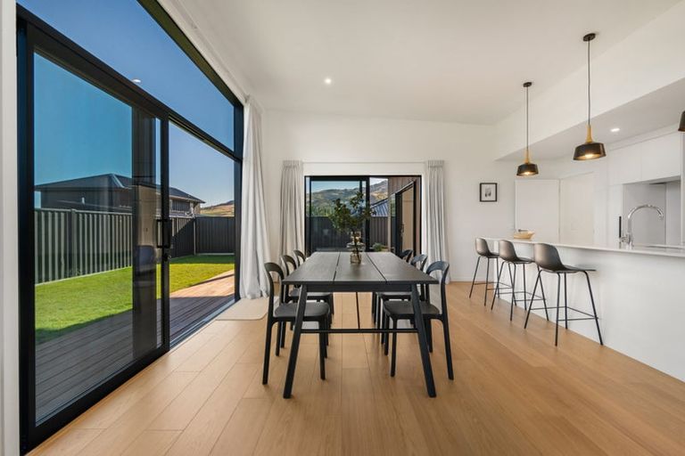 Photo of property in 7 Travertine Street, Cromwell, 9310