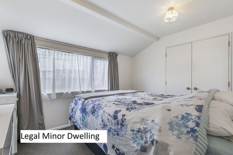 Photo of property in 8 Carl Place, Unsworth Heights, Auckland, 0632