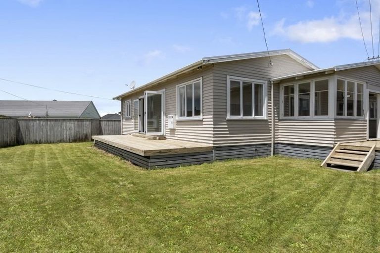 Photo of property in 8a Chard Street, Westown, New Plymouth, 4310