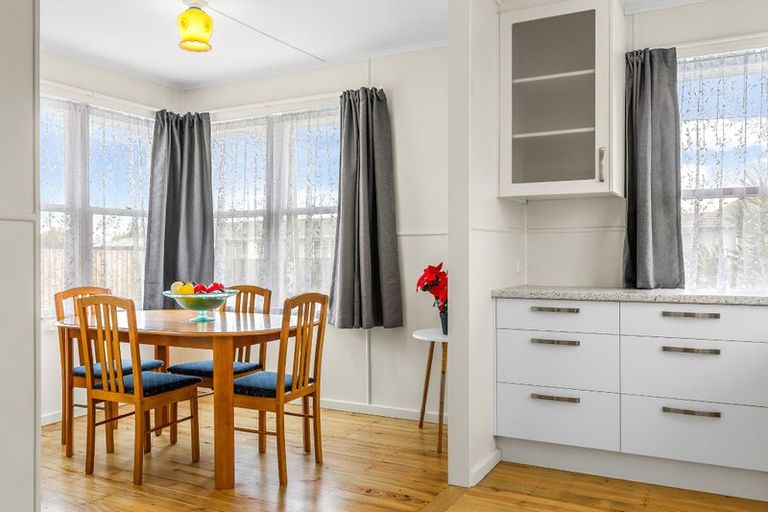 Photo of property in 4 Twynham Place, Aranui, Christchurch, 8061