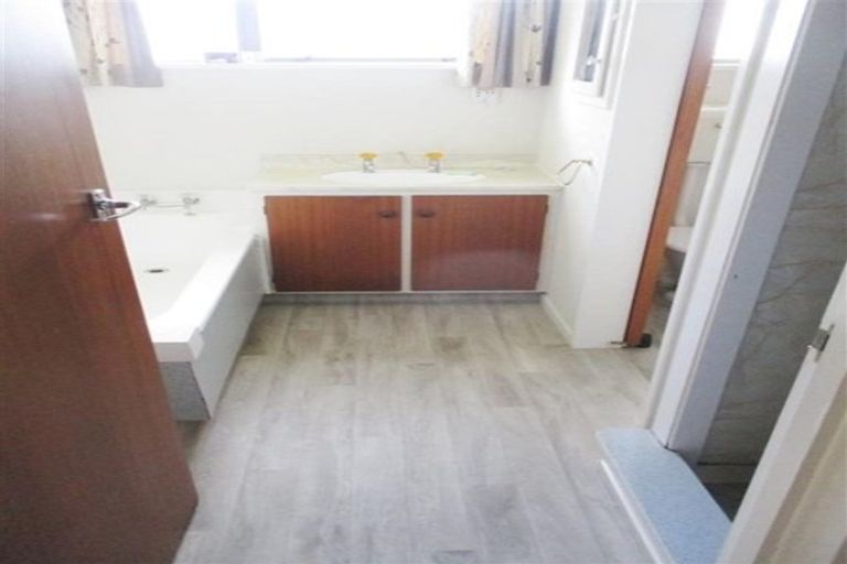 Photo of property in 1/12 Dover Street, St Albans, Christchurch, 8014