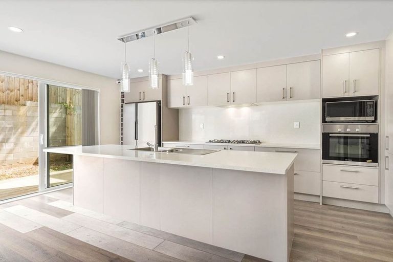 Photo of property in 50 Mays Road, St Albans, Christchurch, 8052