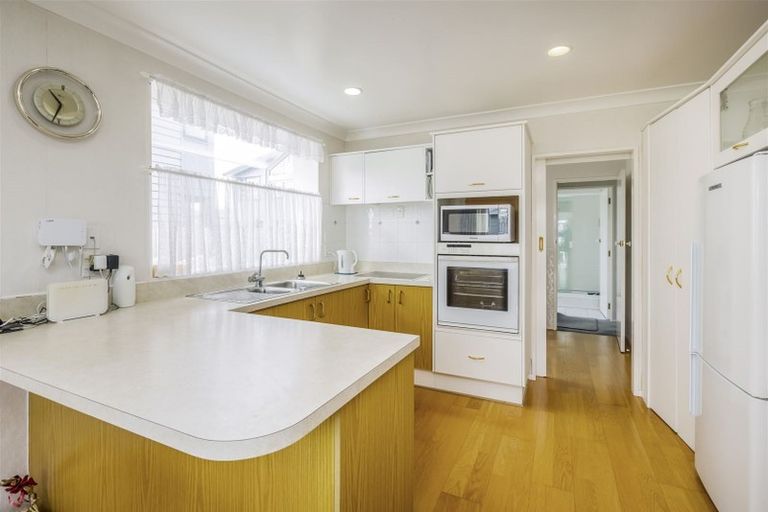 Photo of property in 2/110 Tui Road, Papatoetoe, Auckland, 2025