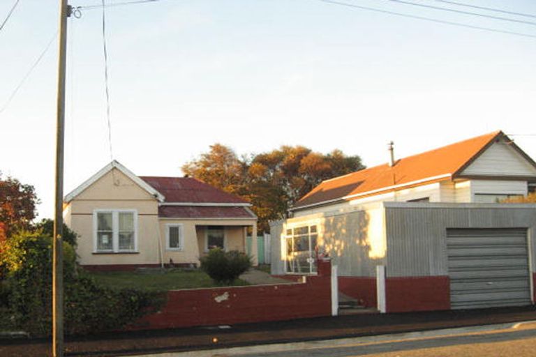 Photo of property in 12 Tweed Street, South Hill, Oamaru, 9400