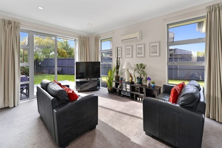 Photo of property in 61 Applefield Court, Northwood, Christchurch, 8051