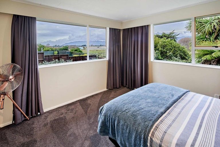 Photo of property in 53 Teoti Street, Paraparaumu Beach, Paraparaumu, 5032