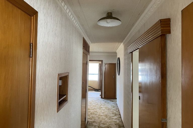 Photo of property in 10 Renwick Street, Papakura, 2110