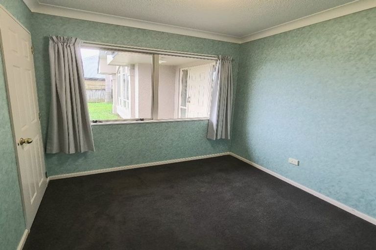 Photo of property in 3 Chesterfield Place, Rototuna, Hamilton, 3210