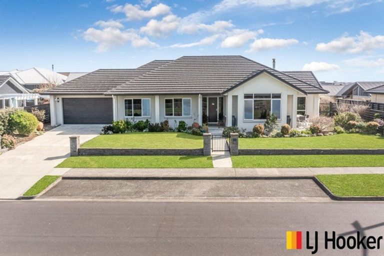 Photo of property in 24 William Andrew Road, Pukekohe, 2120