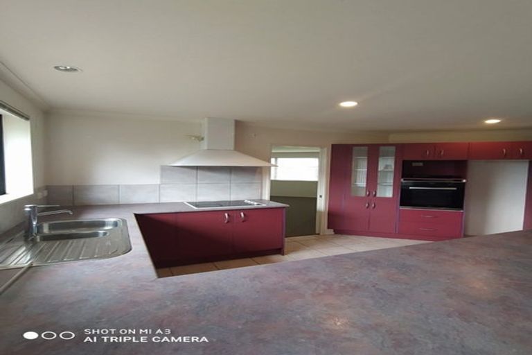 Photo of property in 24 Woodcroft Way, Pukekohe, 2120