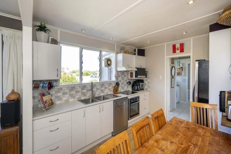 Photo of property in 2 Scott Road, Hobsonville, Auckland, 0616