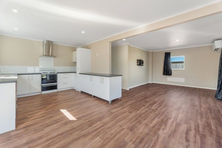 Photo of property in 44 Te Iwiheke Place, Turangi, 3334