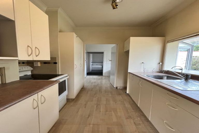 Photo of property in 40 Matai Road, Greenlane, Auckland, 1051