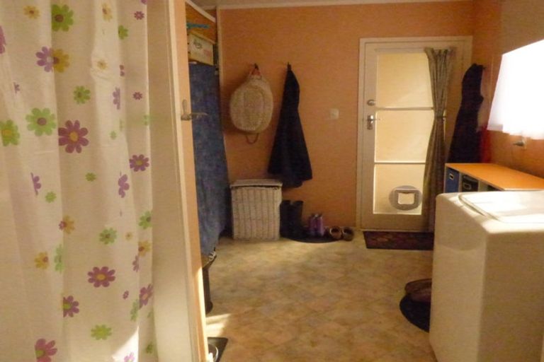 Photo of property in 33 Gloucester Street, Patea, 4520