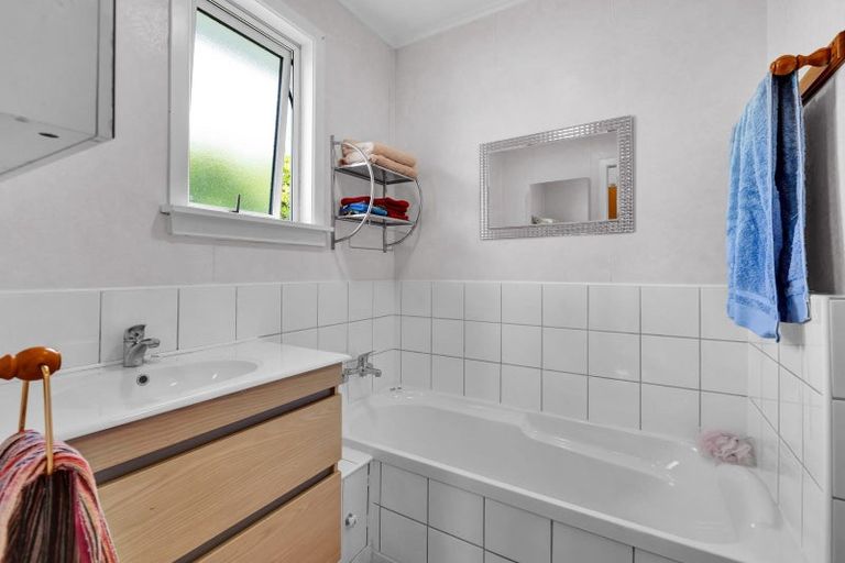 Photo of property in 339 Tukapa Street, Hurdon, New Plymouth, 4310