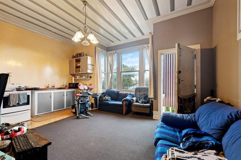 Photo of property in 44 Law Street, Caversham, Dunedin, 9012