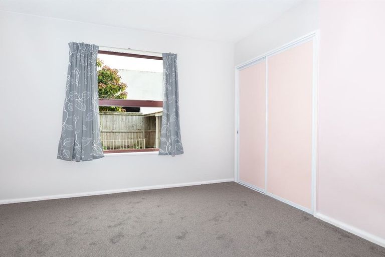 Photo of property in 99 Woodbury Street, Russley, Christchurch, 8042