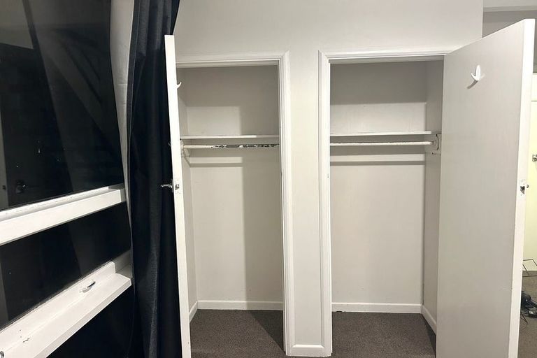 Photo of property in 133b Glenmore Street, Kelburn, Wellington, 6012