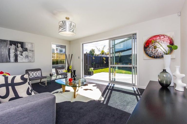Photo of property in 13 Merchant Avenue, Te Atatu South, Auckland, 0610