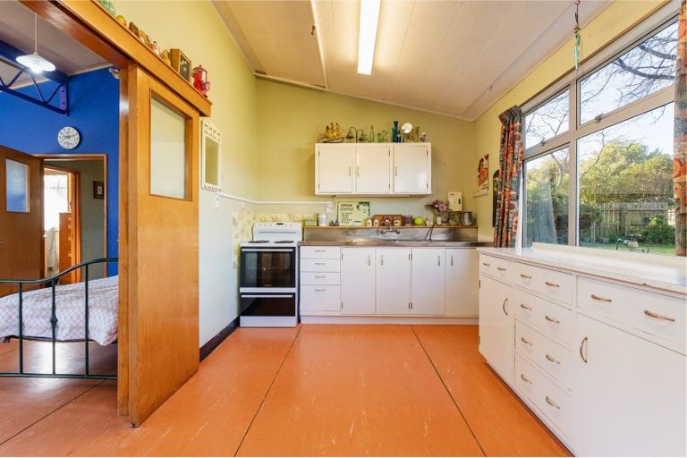 Photo of property in 66 Orokonui Road, Waitati, 9085