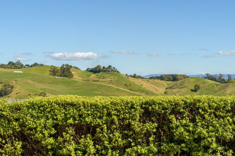 Photo of property in 294 Ballintoy Park Drive, Welcome Bay, Tauranga, 3175