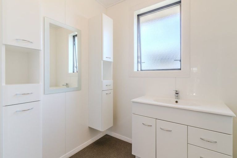 Photo of property in 16 Esk Place, Mosgiel, 9024