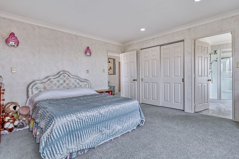 Photo of property in 10 Belvedere Court, West Harbour, Auckland, 0618