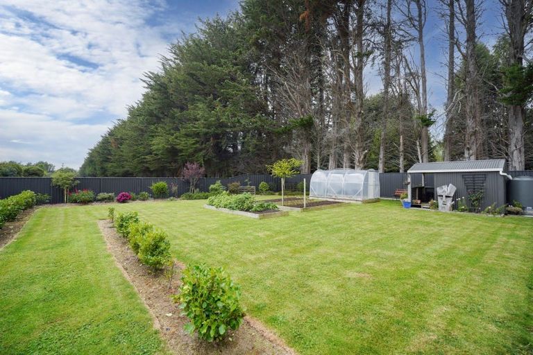 Photo of property in 32 Lumsden Drive, Waikiwi, Invercargill, 9810