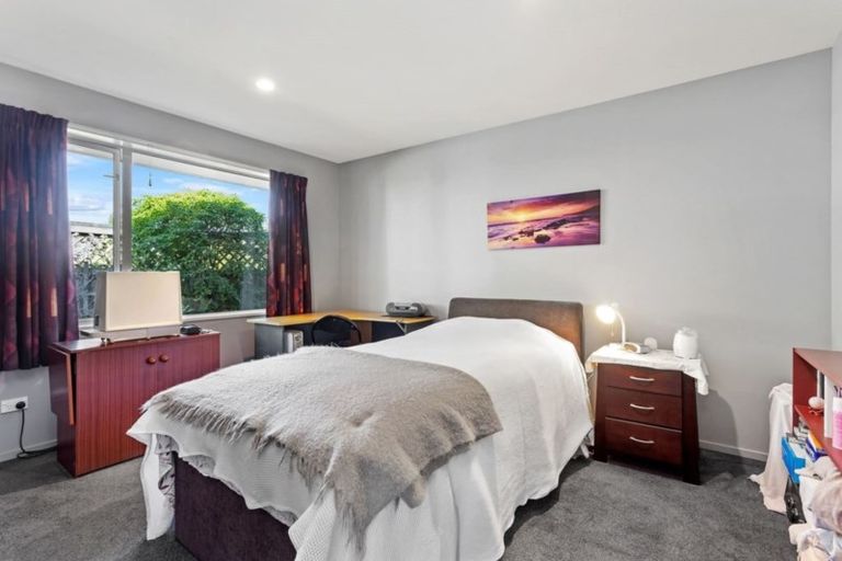 Photo of property in 2 Rubicon Place, Hei Hei, Christchurch, 8042