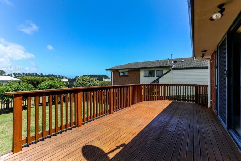 Photo of property in 68 Wairau Road, Oakura, 4314