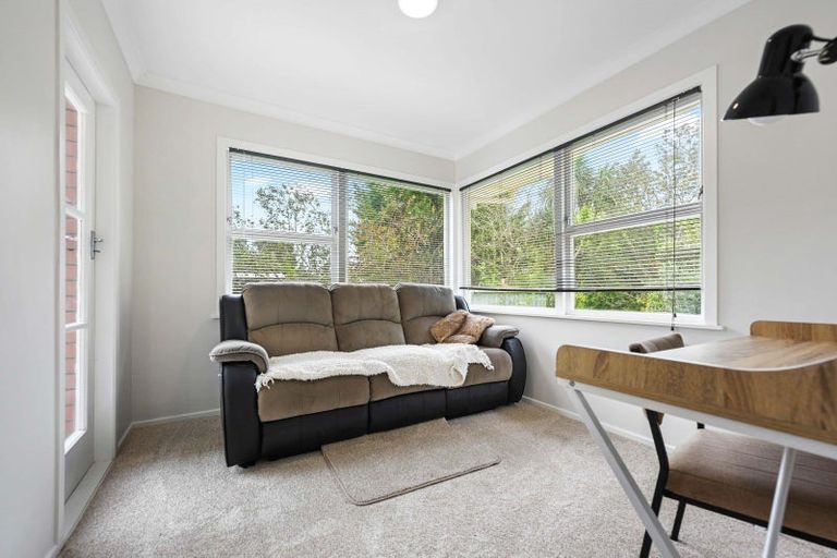 Photo of property in 34 Tudor Crescent, Chedworth, Hamilton, 3210