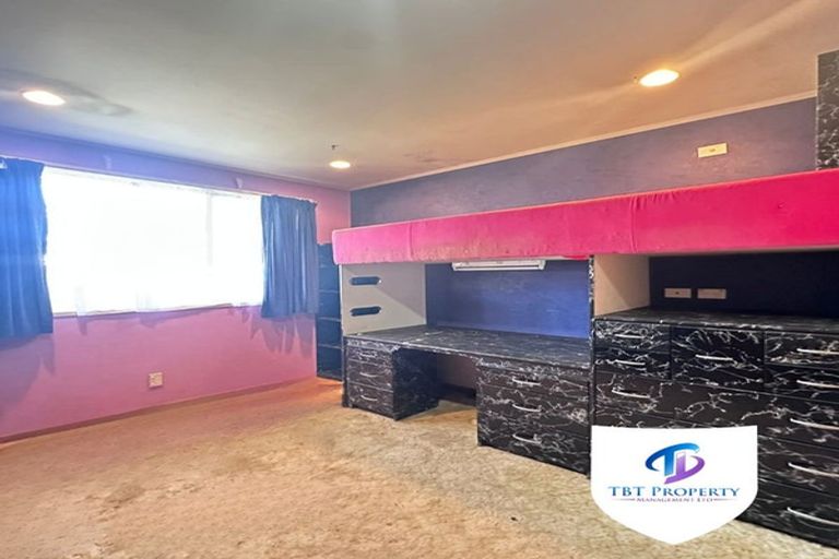 Photo of property in 13 Ribot Place, Randwick Park, Auckland, 2105