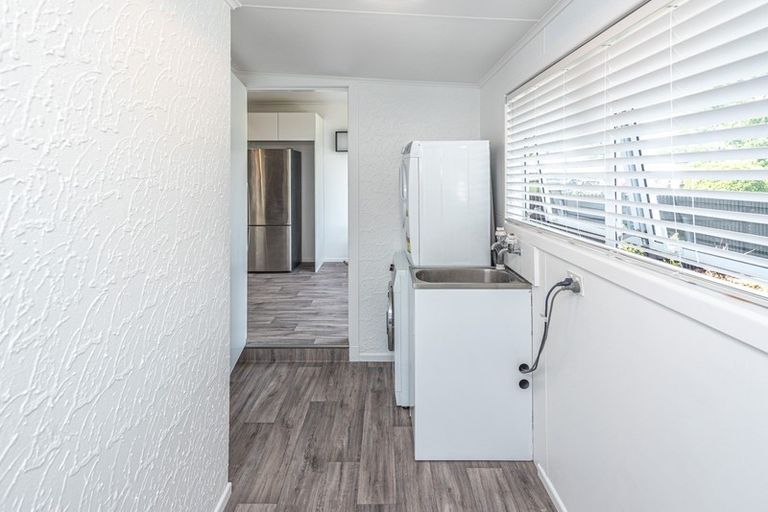 Photo of property in 27 Lewis Avenue, Aramoho, Whanganui, 4500