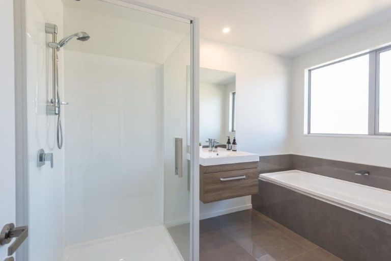 Photo of property in 1 Catchpole Place, Woodend, 7610