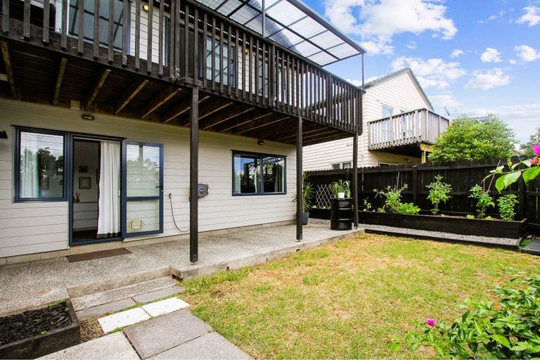 Photo of property in 13 Pooks Road, Ranui, Auckland, 0612