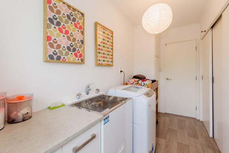 Photo of property in 7b Awanui Drive, Waikanae, 5036