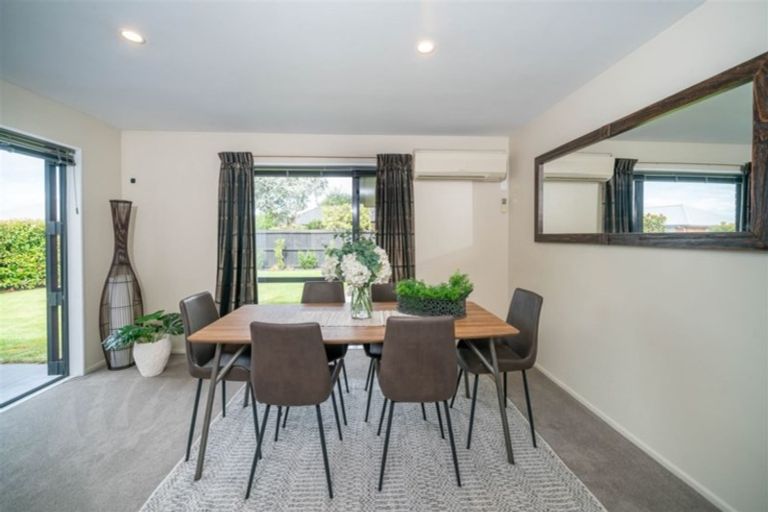 Photo of property in 12 Cassinia Gardens, Aidanfield, Christchurch, 8025