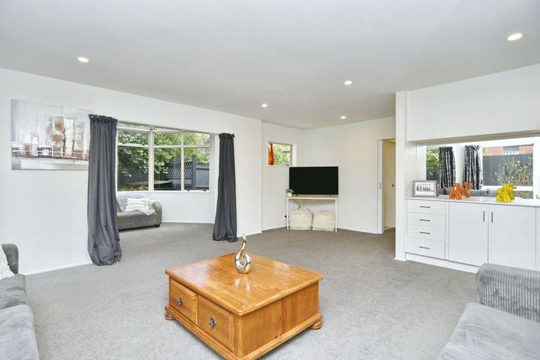 Photo of property in 9 Tangmere Place, Burwood, Christchurch, 8061