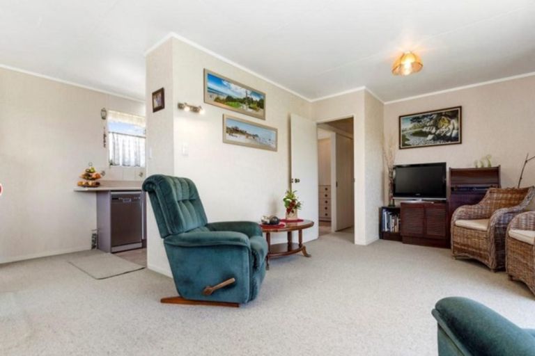 Photo of property in 65 Waitaha Road, Welcome Bay, Tauranga, 3112