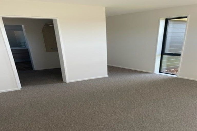 Photo of property in 10 Toetoe Street, Halswell, Christchurch, 8025