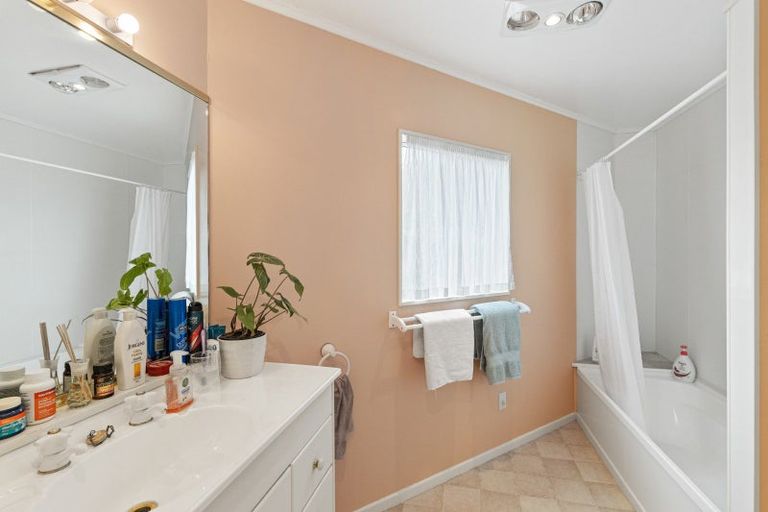 Photo of property in 48a Blagdon Road, Blagdon, New Plymouth, 4310