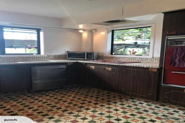 Photo of property in 84a Moncks Spur Road, Redcliffs, Christchurch, 8081