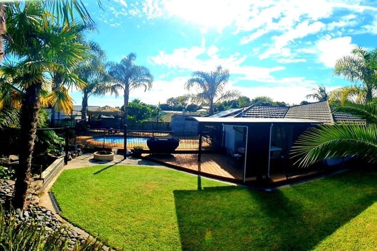 Photo of property in 21 Hawk Place, Welcome Bay, Tauranga, 3112