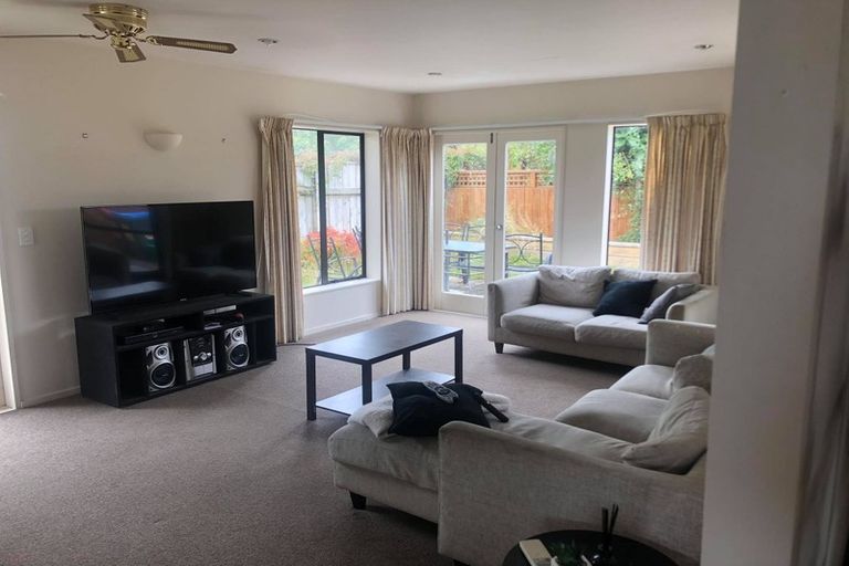 Photo of property in 2/617 Fergusson Drive, Trentham, Upper Hutt, 5018