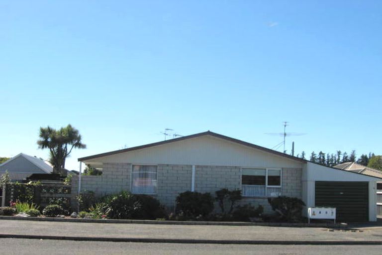 Photo of property in 33 Cameron Street, Ashburton, 7700