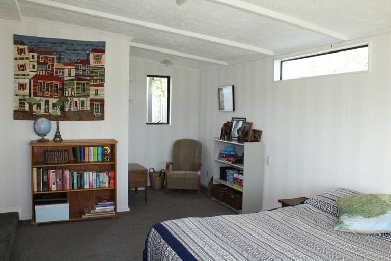 Photo of property in 135 Great North Road, Winton, 9720