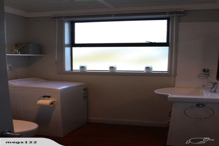 Photo of property in 110 Moulson Street, Strathern, Invercargill, 9812