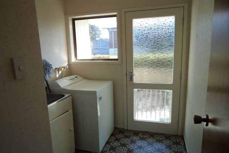 Photo of property in 63 St Annes Crescent, Wattle Downs, Auckland, 2103