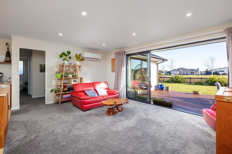 Photo of property in 33 Pegasus Main Street, Pegasus, 7612